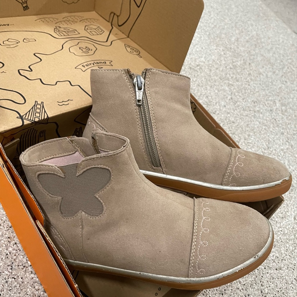 Livie & Luca kids Ankle Boots - size 1